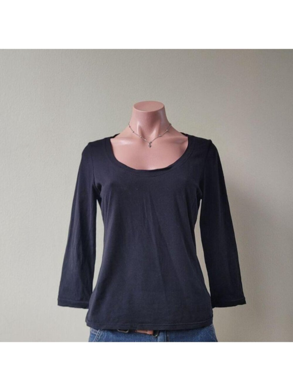 Anne Fontaine Paris Scoop Neck Slim 3/4 Sleeve Black Tee (4)